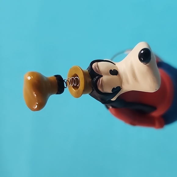 BNIB Disney Goofy Collectible Spring Hat Figurine - Picture 5 of 9